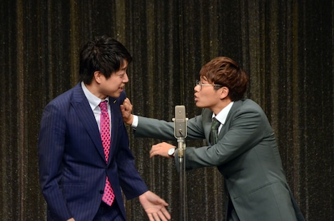 三拍子・高倉とミキ亜生。