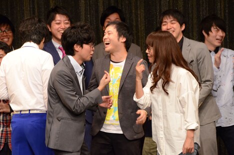 まさかの最下位に驚くヤーレンズ出井と相席スタート・ケイ。