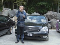 浜田軍の千原せいじ。