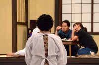 「あのころバラエティー・生放送！超ナウいテレビ」のリハーサルの様子。