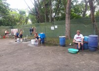 シンガポールを旅する千原せいじ。(c)読売テレビ