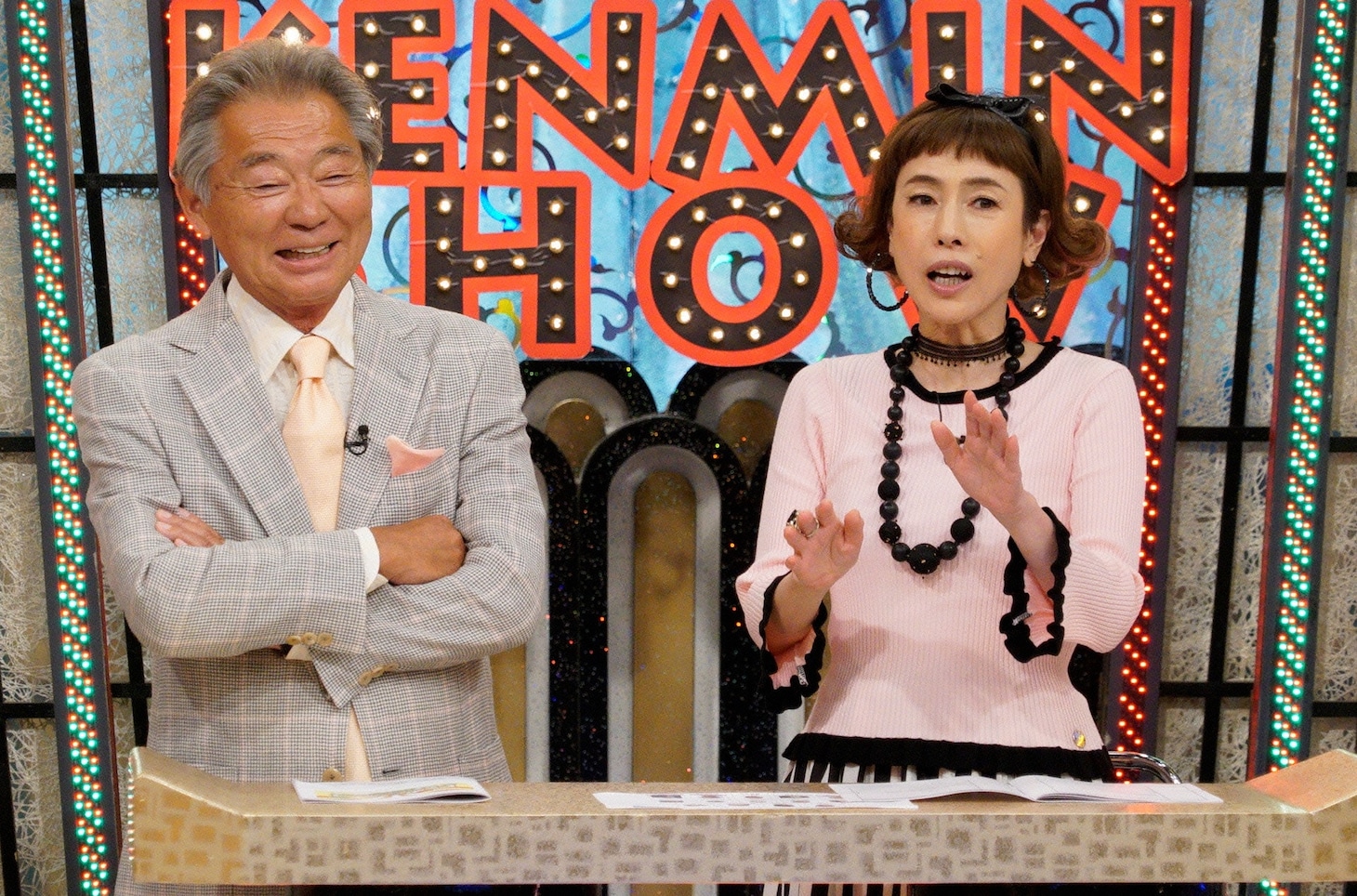 左からみのもんた、久本雅美。(c)読売テレビ