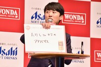 ビートたけしからアドバイスをもらったエピソードを、たけしのモノマネを交えて披露する劇団ひとり。