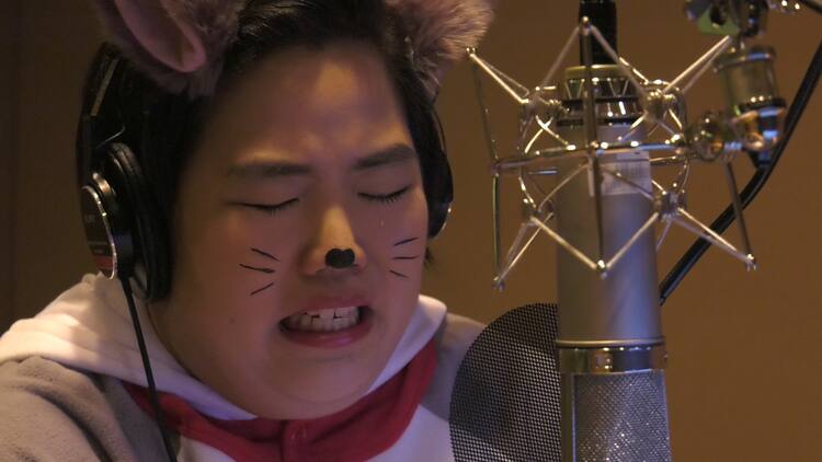 ゆりやんがcmで猫の声 関西弁混じりの英語に桐谷美玲 斎藤工がツッコミ 写真14枚 お笑いナタリー