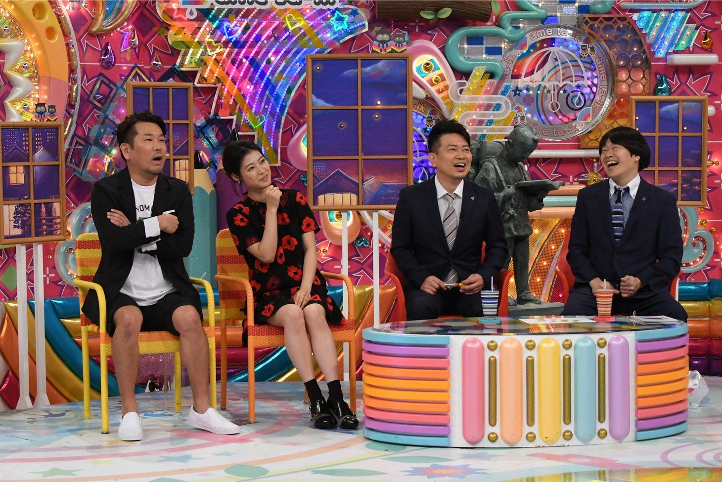 （左から）FUJIWARA藤本、瀧本美織、雨上がり決死隊。(c)テレビ朝日