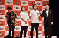 ジャングルポケット（左）とあべこうじ（右）。