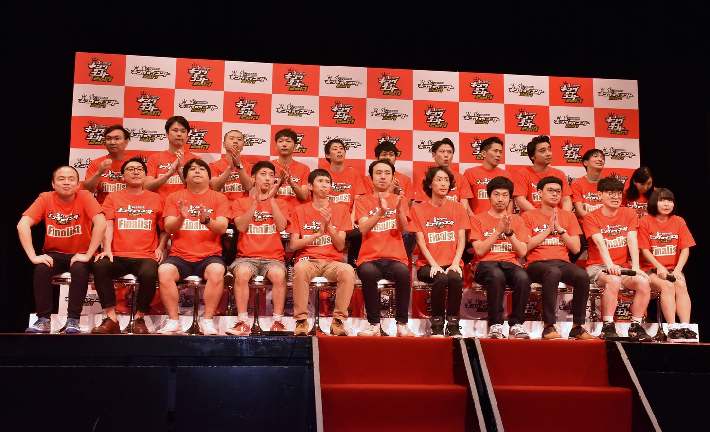 「キングオブコント2017」決勝進出者会見の様子。
