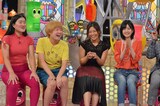 左からガンバレルーヤ、安枝瞳、須藤凜々花。(c)読売テレビ