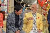 左から石田純一、マイク眞木。(c)読売テレビ