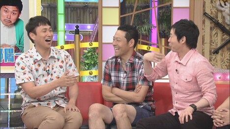 （左から）アンジャッシュ児嶋、東野幸治、今田耕司。(c)CBC