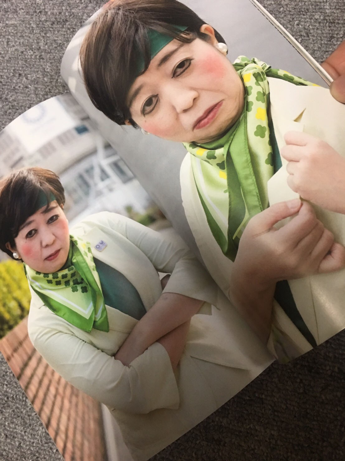 八幡カオル写真集「many many face」より。