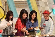 「全部揃えてみます。～ちょっと自慢できる雑学テレビ～」のワンシーン。(c)フジテレビ