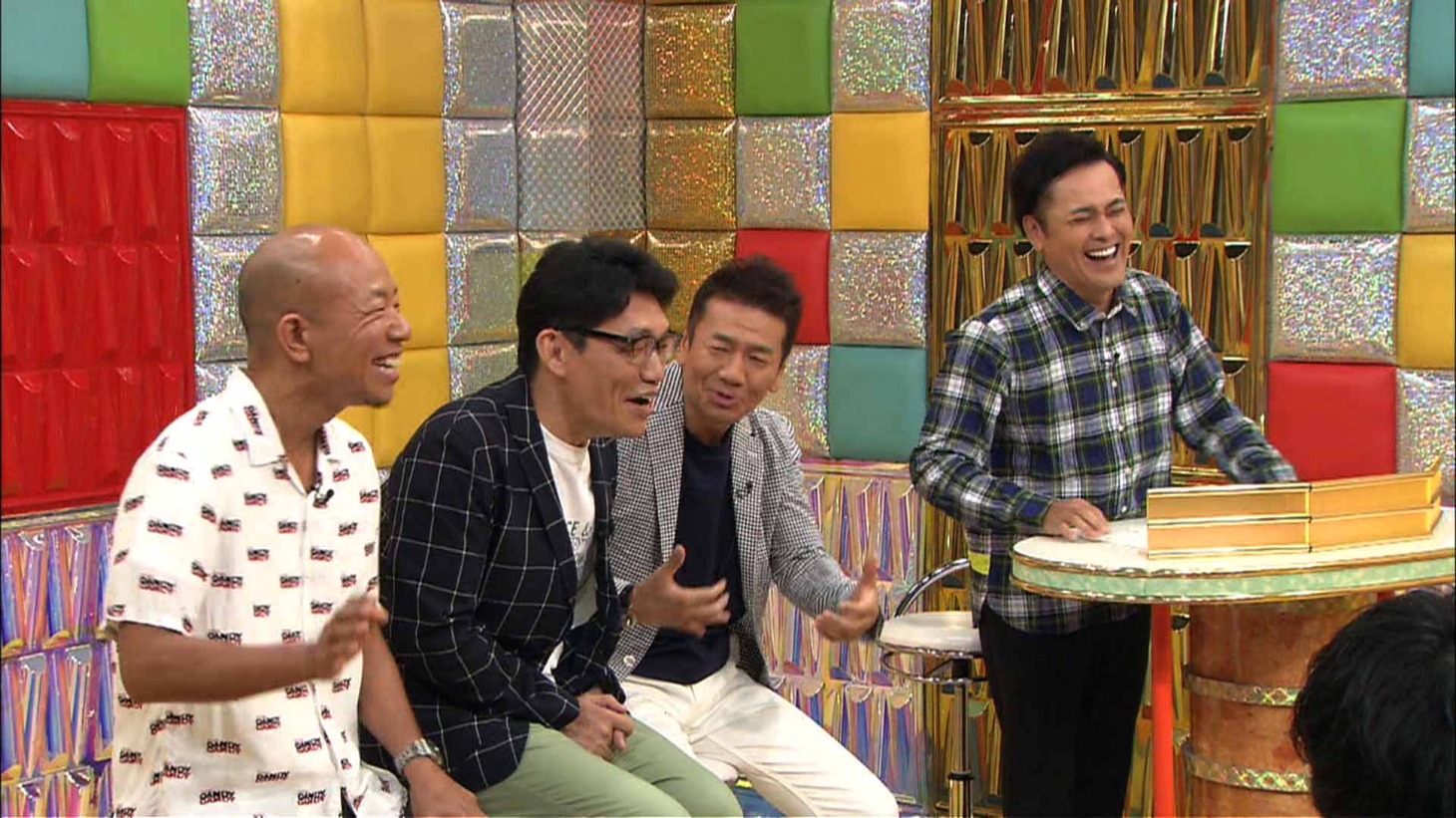 （左から）バイきんぐ小峠、ずん飯尾、くりぃむしちゅー。(c)テレビ朝日