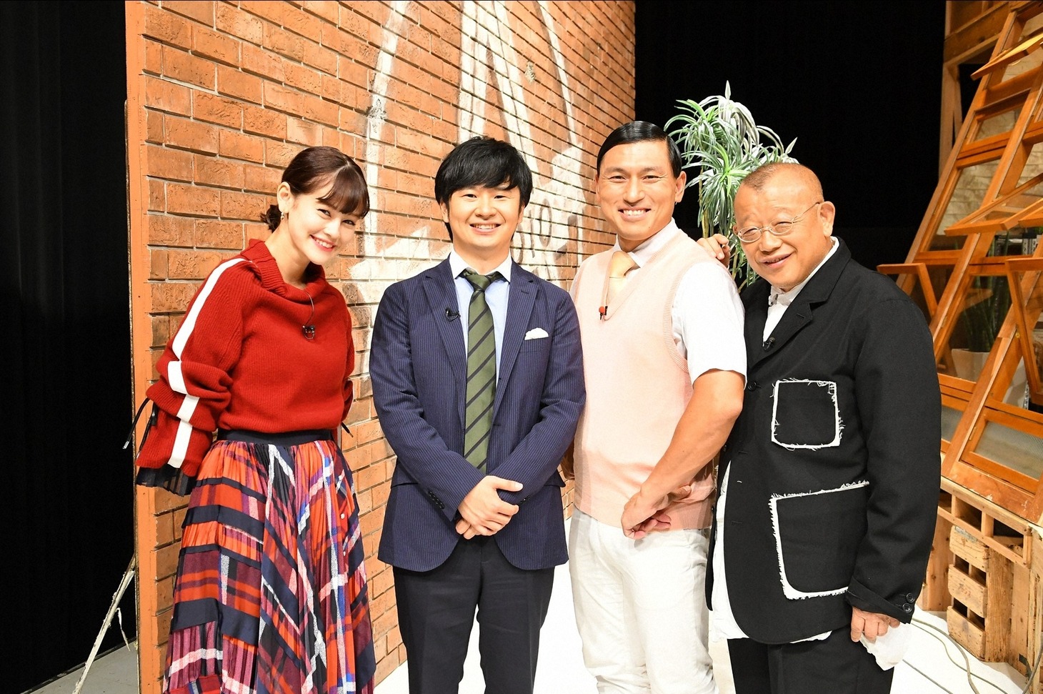（左から）emma、オードリー、笑福亭鶴瓶。(c)TBS