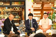 （左から）笑福亭鶴瓶、オードリー。(c)TBS