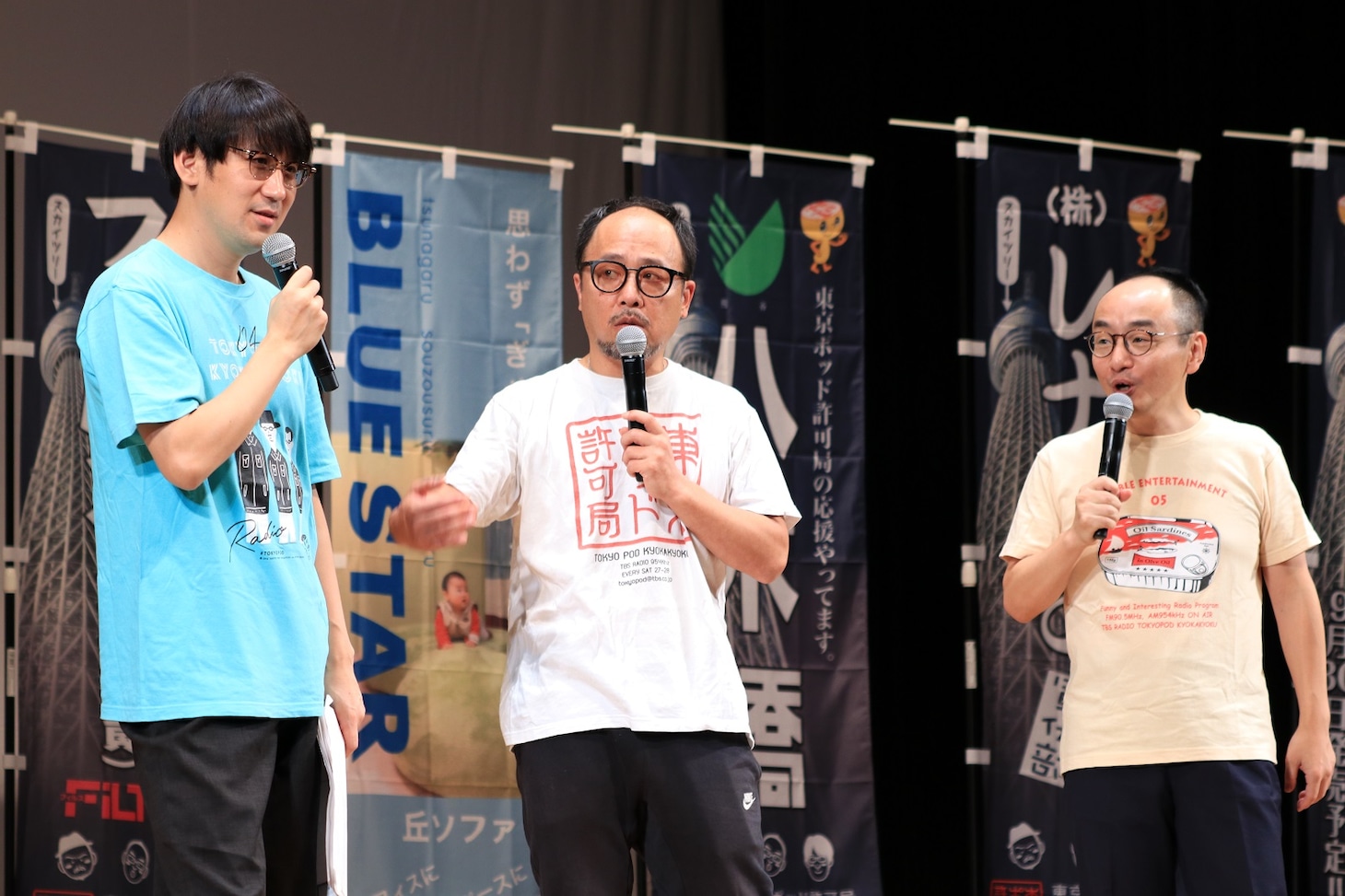 「東京ポッド許可局2017ジャパンツアー」最終日公演のワンシーン。