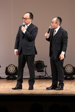 左からマキタスポーツ、プチ鹿島。