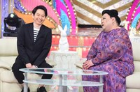 「ものまねグランプリ ～芸人40組 秋のガチランキングSP～」のワンシーン。(c)日本テレビ
