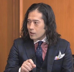 又吉直樹