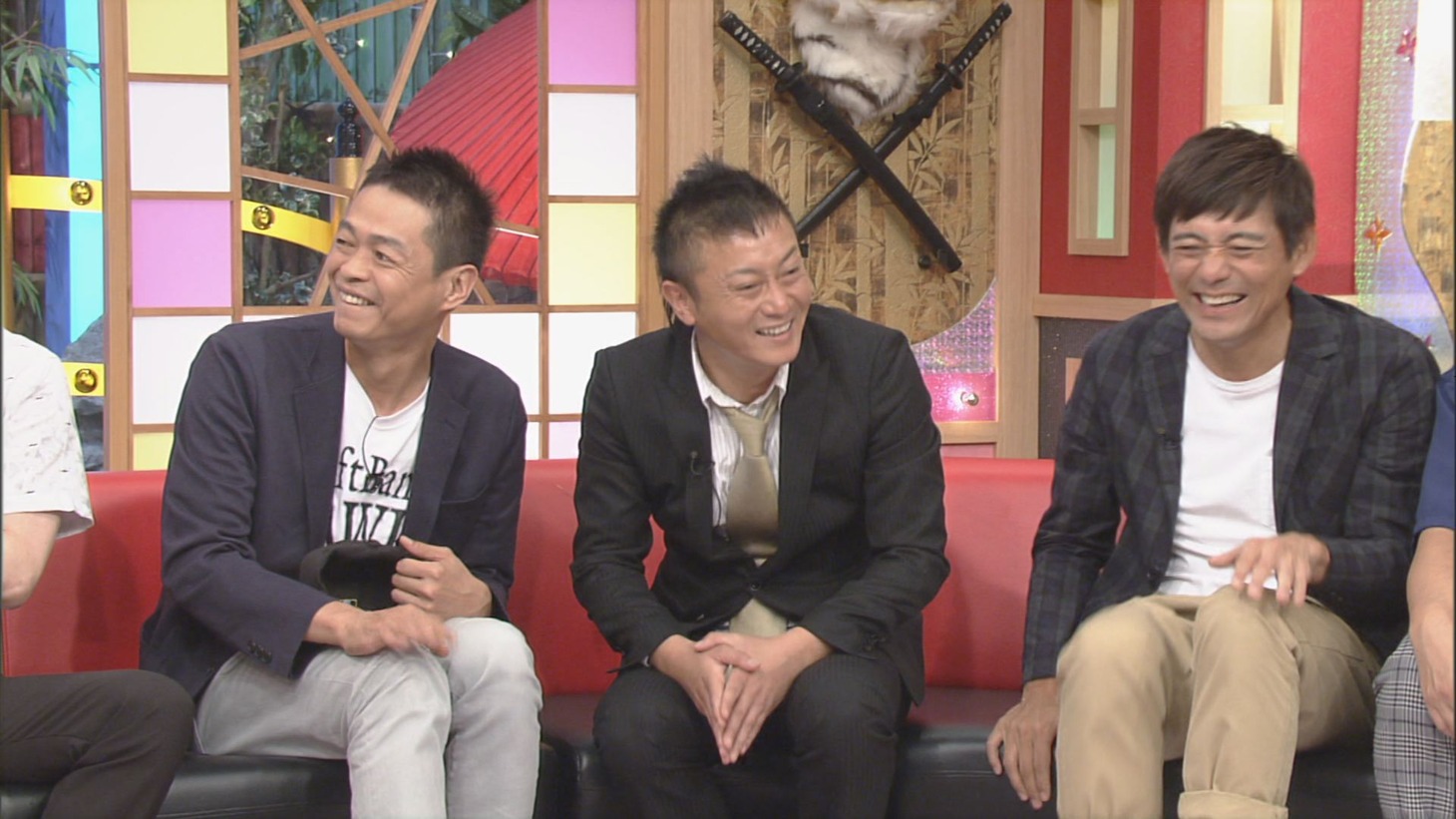 「本能Z」に出演する（左から）どんぴしゃ、博多華丸。(c)CBC