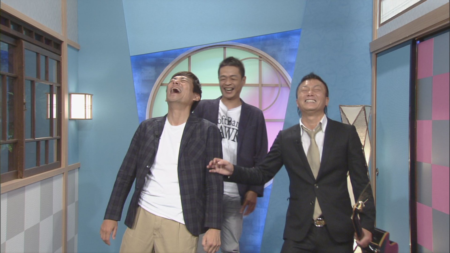 （左から）博多華丸、どんぴしゃ。(c)CBC