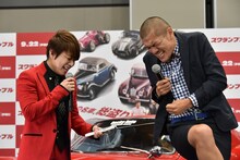 （左から）西川貴教、カミナリまなぶ。