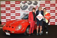 （左から）西川貴教、カミナリ。