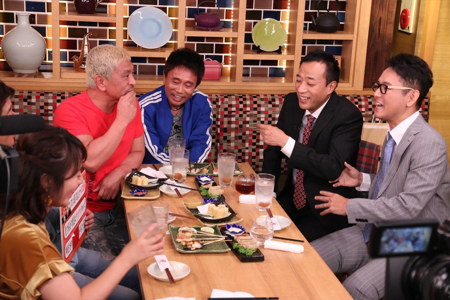 「ダウンタウンなう」に出演するナイツ（右）。(c)フジテレビ
