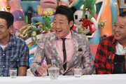 ANZEN漫才みやぞん（中央）ら。(c)テレビ朝日