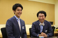 左から大野拓朗、前野朋哉。