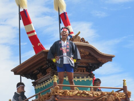 「常滑お笑いEXPO2017 in 知多半島」スタート前の特番生放送の様子。