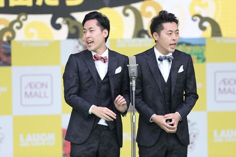 「前略、西東さん」の公開収録より、吉田たち。