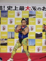 「OWARAI EXPO」よりGONZO。