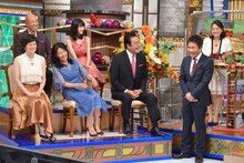 MCの浜田雅功とパネラー陣。(c)MBS