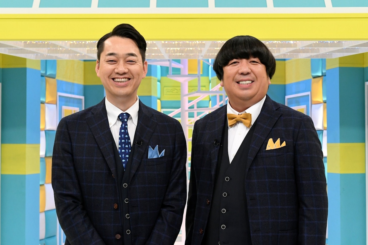 「ソノサキ～知りたい見たいを大追跡！～」MCのバナナマン。(c)テレビ朝日