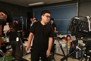 大喜利コーナー「ドアで遊ぼう」のワンシーン。(c)BSフジ