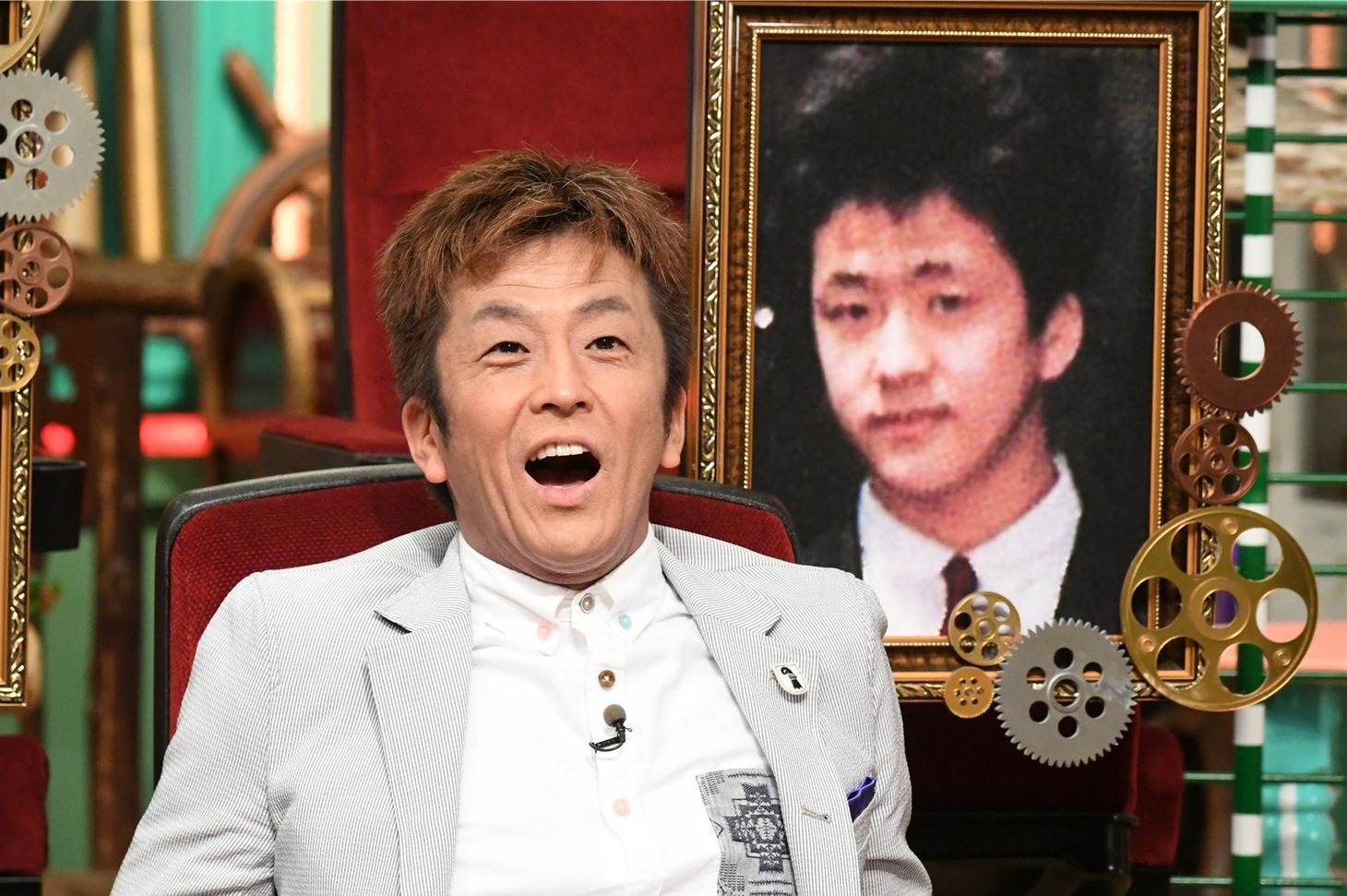 普段MCとして出演する「あいつ今何してる？」にゲストとして参加するネプチューン堀内。(c)テレビ朝日