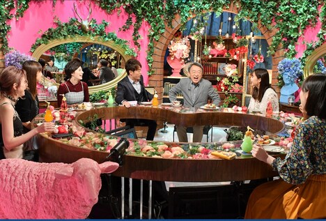 「池上彰と“女子会”」のワンシーン。(c)TBS