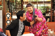 （左から）明石家さんまと渡辺直美。(c)関西テレビ