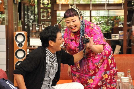 (左から)明石家さんまと渡辺直美。(c)関西テレビ