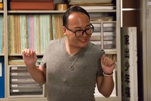 ドラマ「片想いの敵」に出演するトレンディエンジェルたかし。(c)フジテレビ