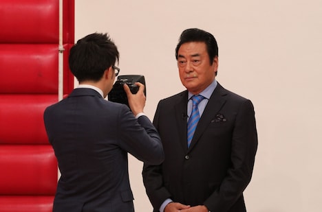 高橋英樹（右） (c)関西テレビ