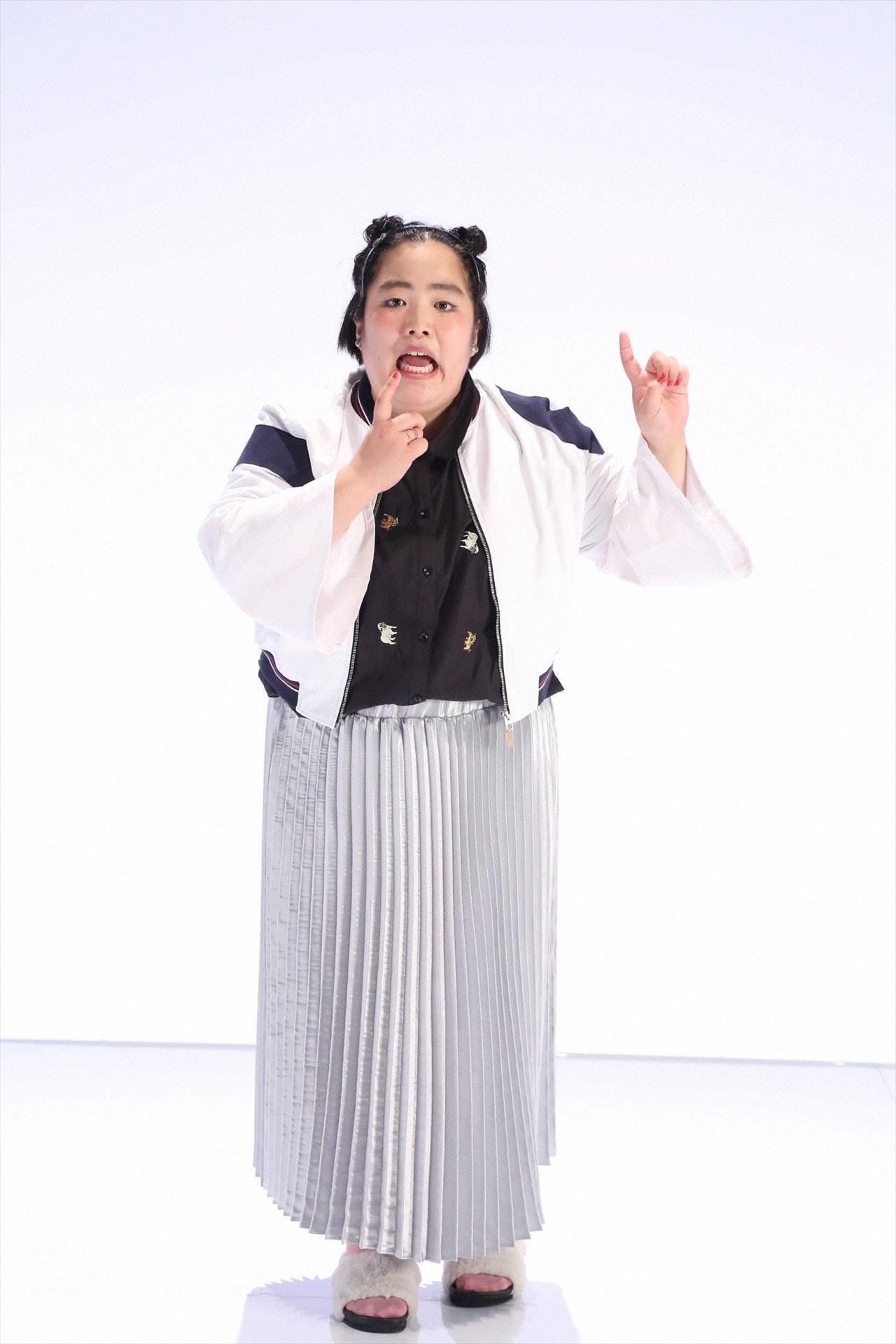 ゆりやんレトリィバァ (c)フジテレビ