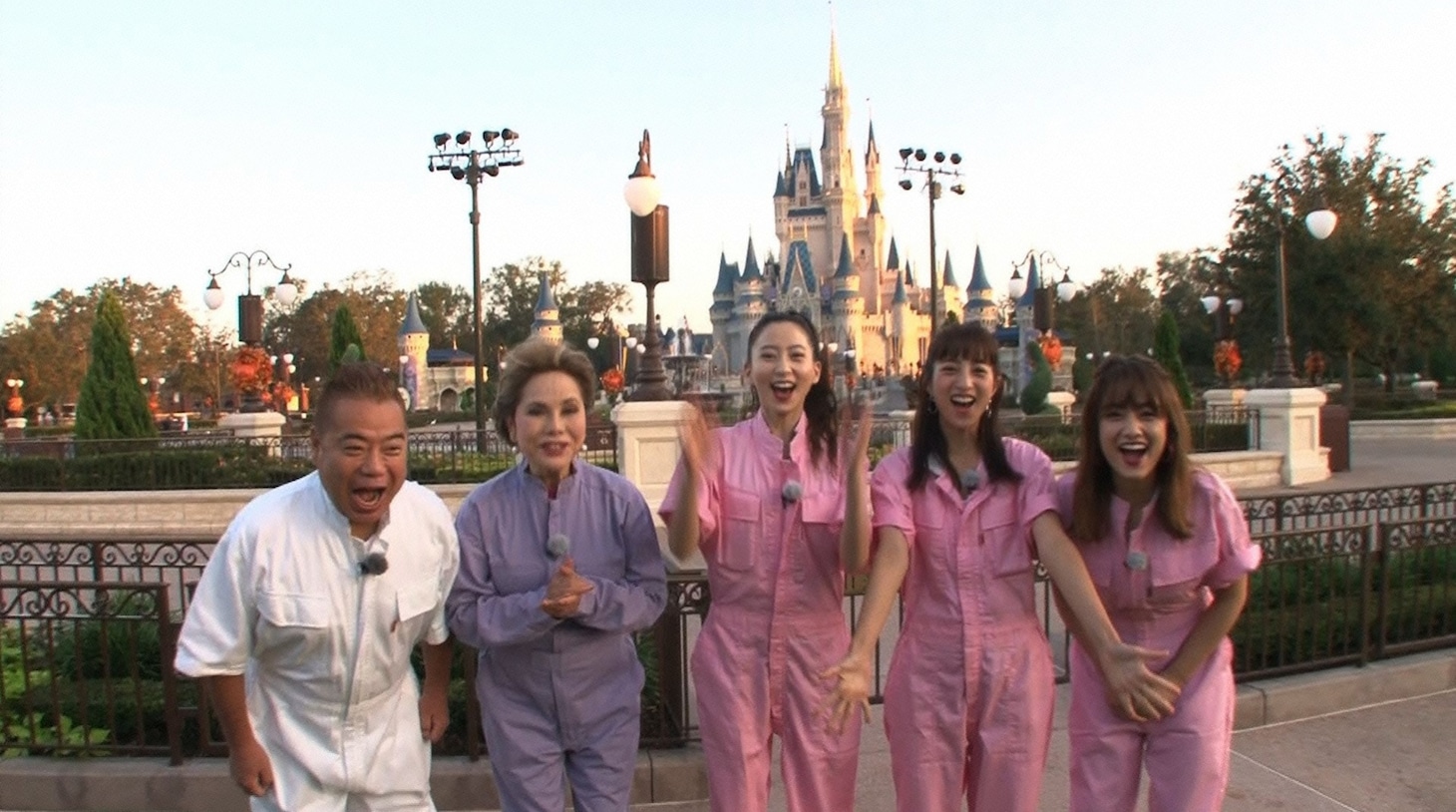 「出川女子会」のワンシーン。(c)日本テレビ