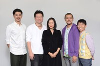 左から平山浩行、佐藤二朗、木村多江、カミナリ。(c)読売テレビ