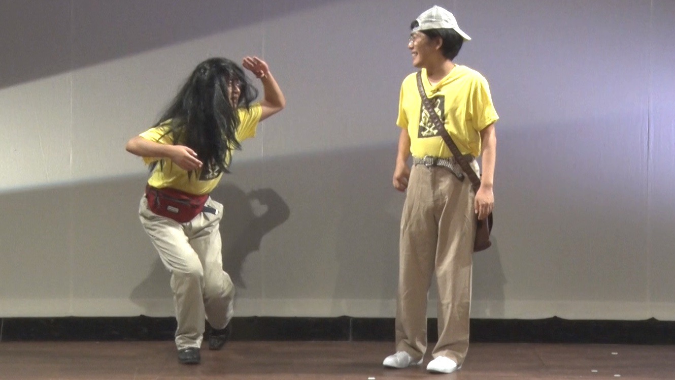 「ガールズバンド」