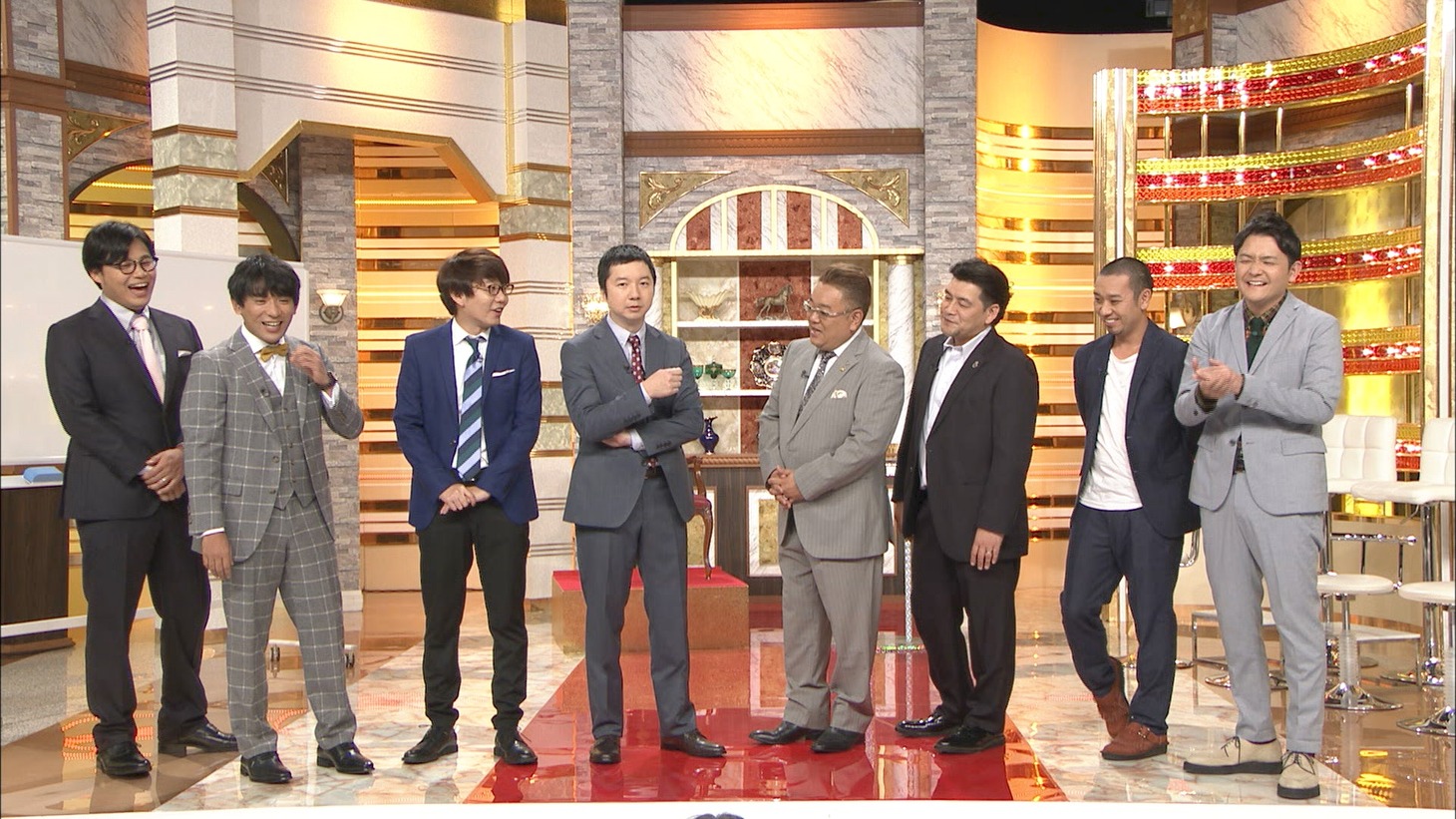 「イッテンモノ」に出演するゲストMCのアルコ＆ピース（左端）ら4組。(c)テレビ朝日