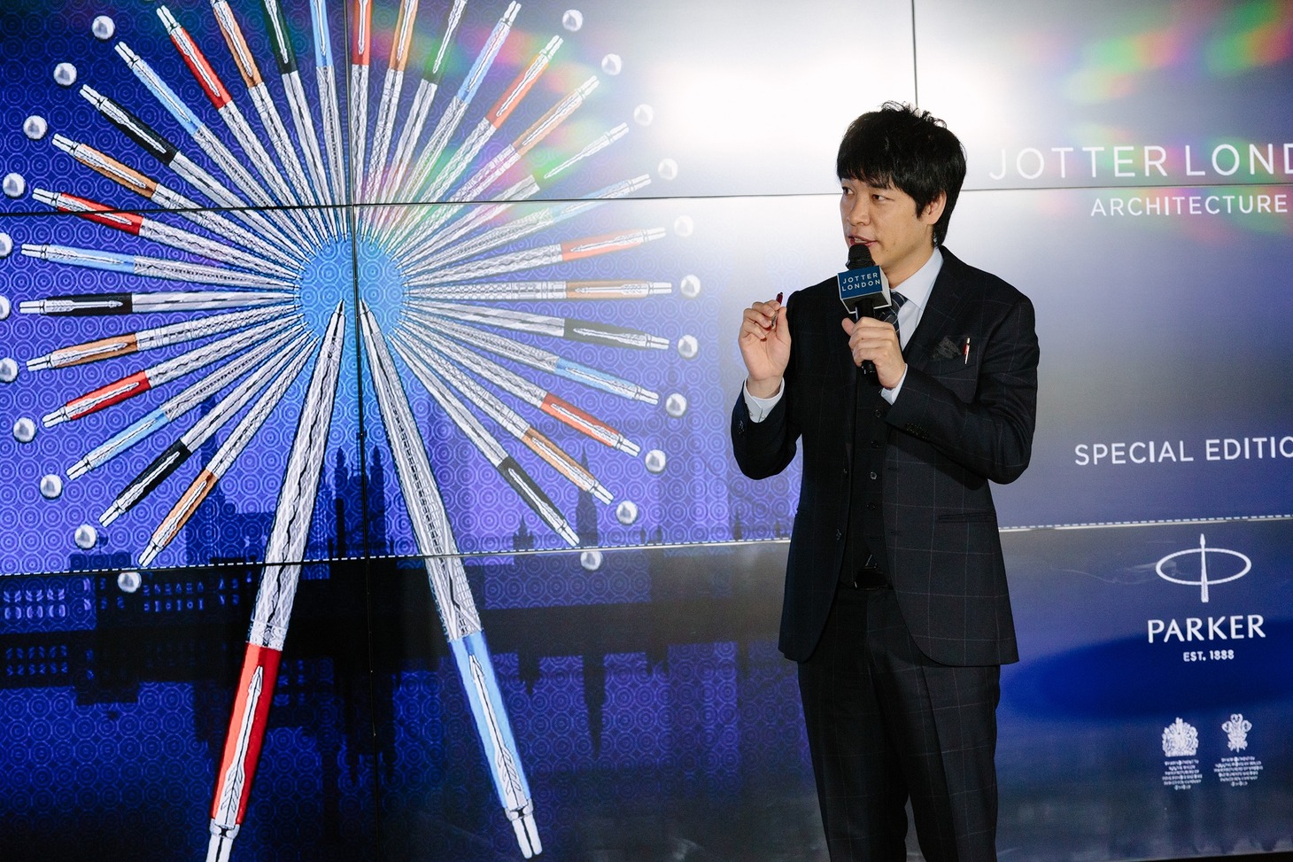 「ジョッター」のPRイベントに登壇した麒麟・川島。