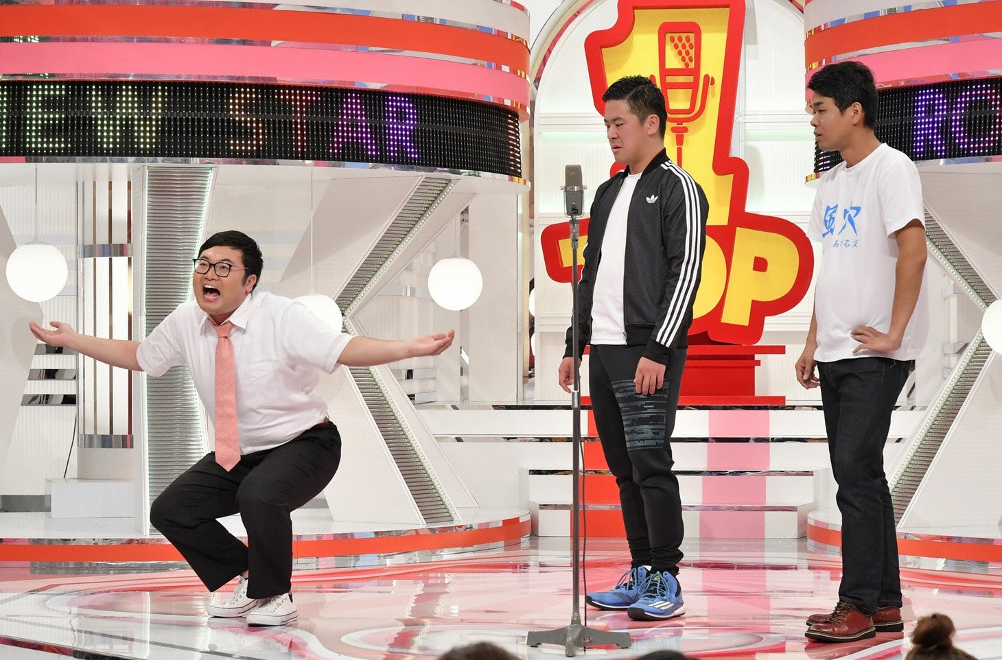 風穴あけるズ (c)読売テレビ