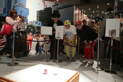 「超くっきーランド」を満喫する野性爆弾くっきーら。